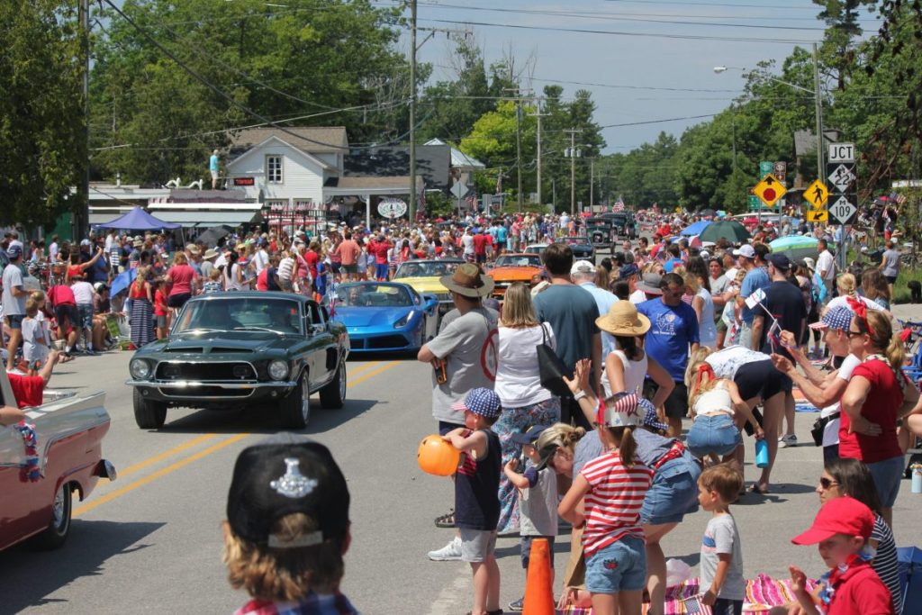 4th of July parade in Glen Arbor street view classic cars