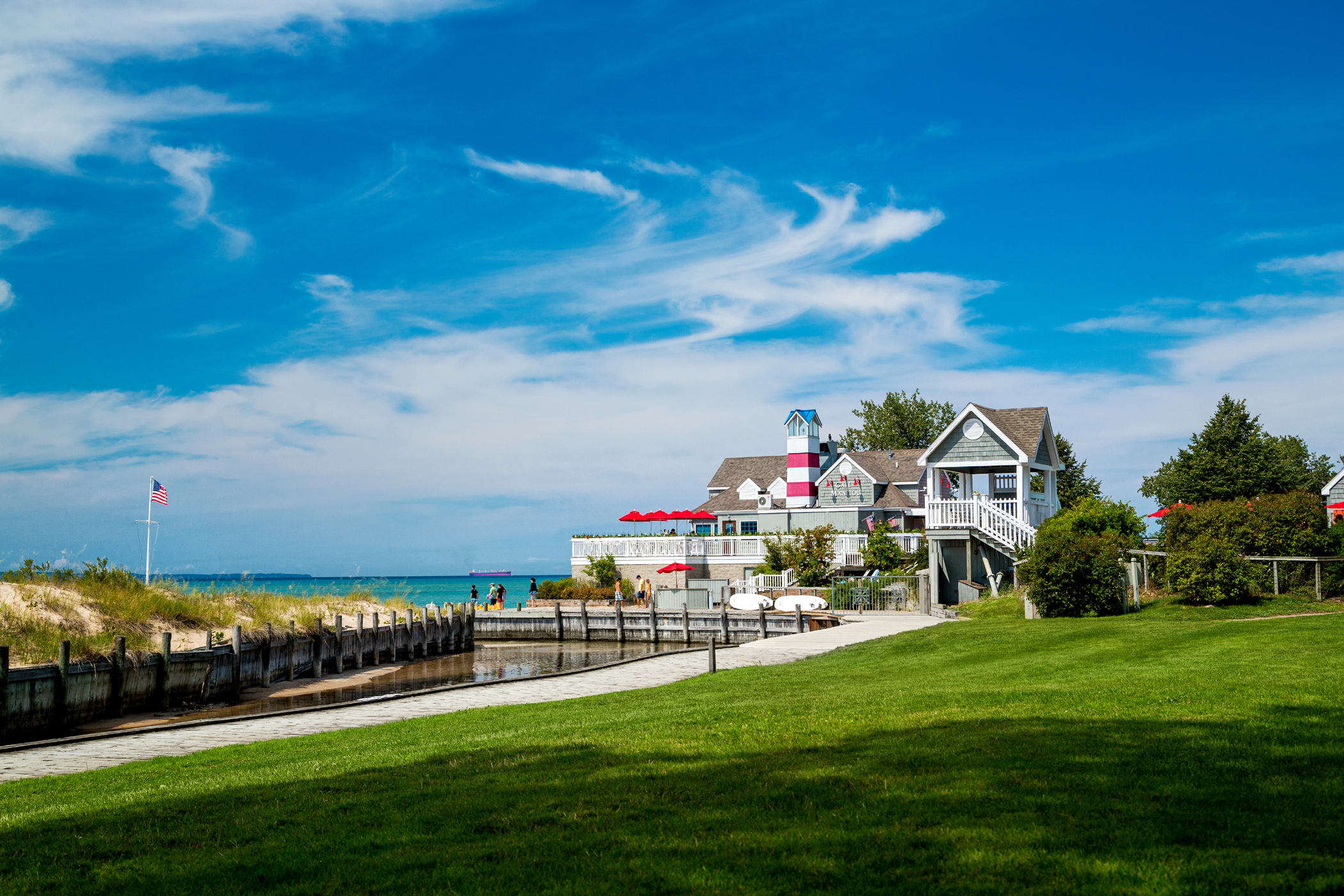 Sleeping Bear Dunes Visitors Bureau - Glen Lake Chamber of Commerce