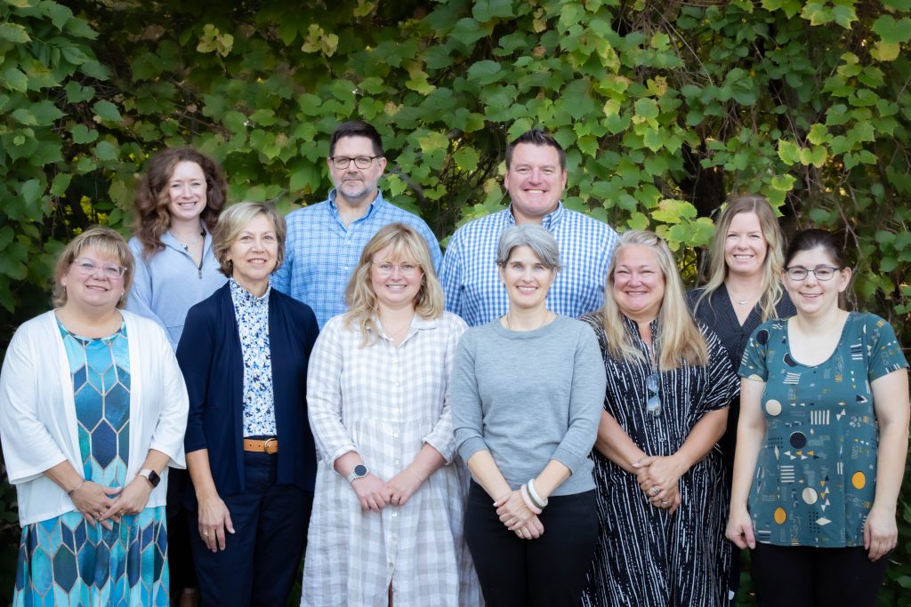 2023 group photo of glen lake chamber officers and board of directors