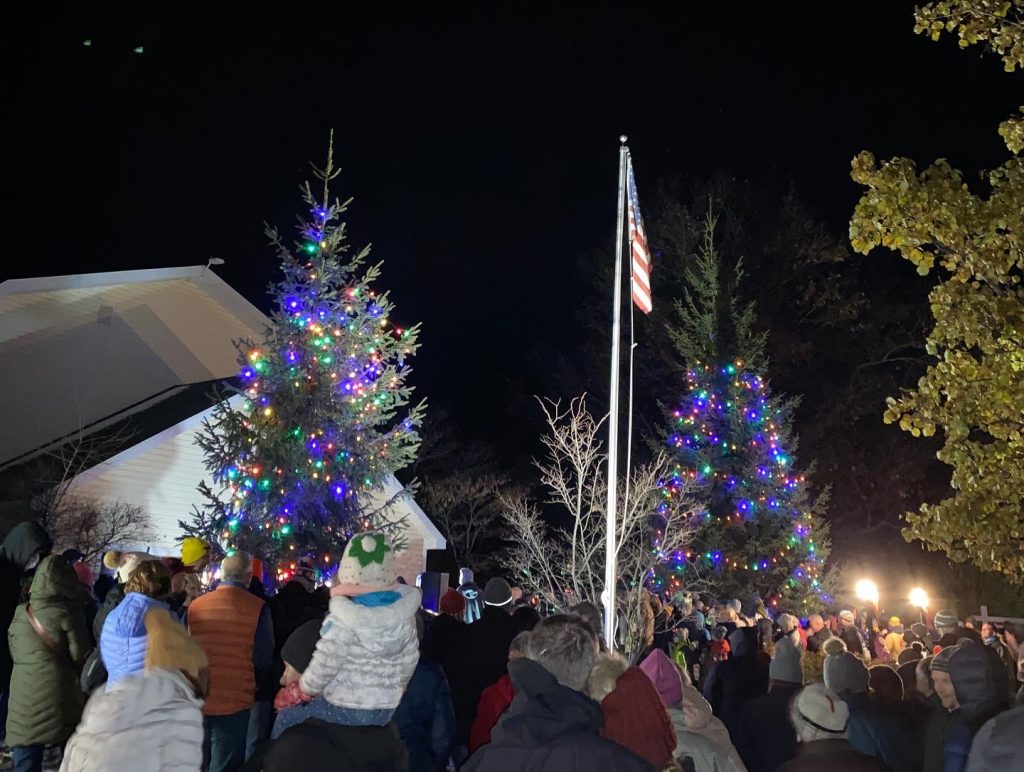 tree lighting 2021 glen arbor town hall