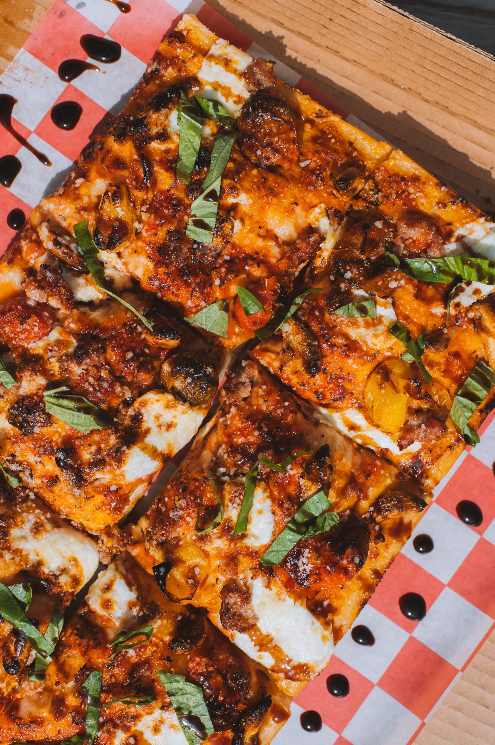 pizza at Millies Glen Arbor